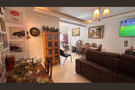 Casa à venda com 3 quartos, 84m² em Jardim Sabara, São Paulo