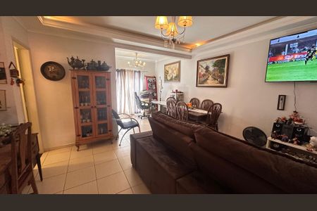 Casa à venda com 3 quartos, 84m² em Jardim Sabara, São Paulo