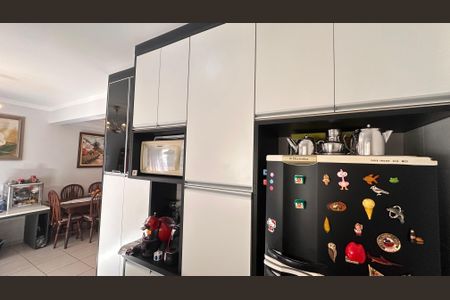 Casa à venda com 3 quartos, 84m² em Jardim Sabara, São Paulo