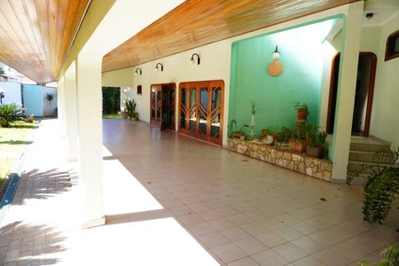 Casa para alugar com 542m², 5 quartos e 4 vagasQuintal