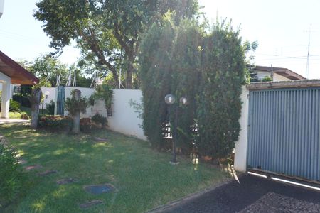 Casa para alugar com 542m², 5 quartos e 4 vagasQuintal