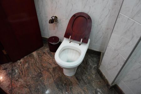 Casa para alugar com 542m², 5 quartos e 4 vagasLavabo