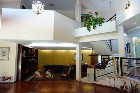 Casa para alugar com 542m², 5 quartos e 4 vagasSala 1