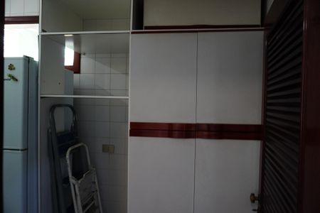 Casa para alugar com 542m², 5 quartos e 4 vagasQuarto de Serviço