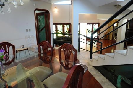 Casa para alugar com 542m², 5 quartos e 4 vagasSala de Jantar