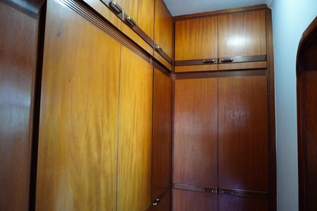 Casa para alugar com 542m², 5 quartos e 4 vagasCloset da Suíte 2