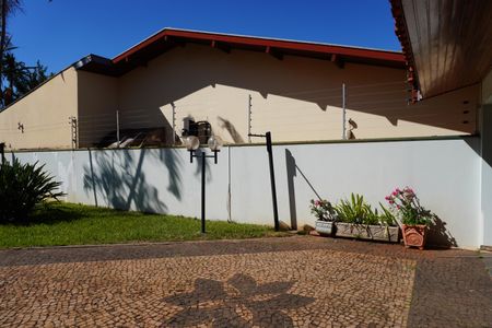 Casa para alugar com 542m², 5 quartos e 4 vagasQuintal