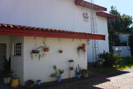 Casa para alugar com 542m², 5 quartos e 4 vagasQuintal