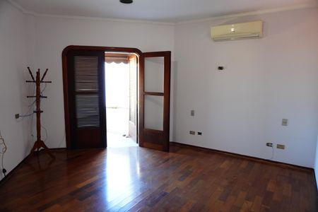 Casa para alugar com 542m², 5 quartos e 4 vagasSuíte