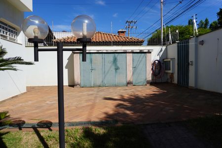 Casa para alugar com 542m², 5 quartos e 4 vagasQuintal