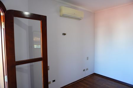 Casa para alugar com 542m², 5 quartos e 4 vagasSuíte