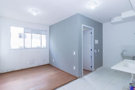 SalaSala de apartamento para alugar com 2 quartos, 32m² em Vila Pereira Cerca, São Paulo