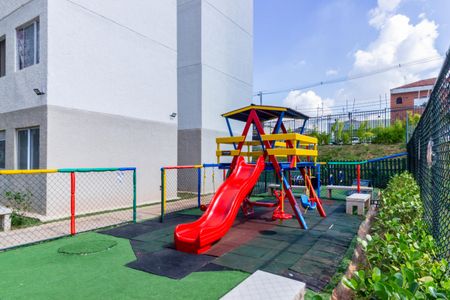 Apartamento para alugar com 32m², 2 quartos e sem vagaÁrea comum - Playground