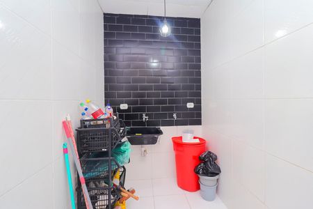 Casa de condomínio para alugar com 220m², 3 quartos e 3 vagas Casa de condomínio para alugar com 220m², 3 quartos e 3 vagasÁrea de Serviço