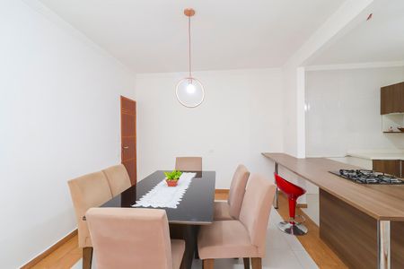 Casa de condomínio para alugar com 220m², 3 quartos e 3 vagas Casa de condomínio para alugar com 220m², 3 quartos e 3 vagasCozinha - Copa