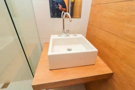 Casa de condomínio para alugar com 220m², 3 quartos e 3 vagas Casa de condomínio para alugar com 220m², 3 quartos e 3 vagasBanheiro Social