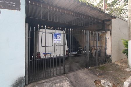 Casa à venda com 120m², 2 quartos e 4 vagasFachada