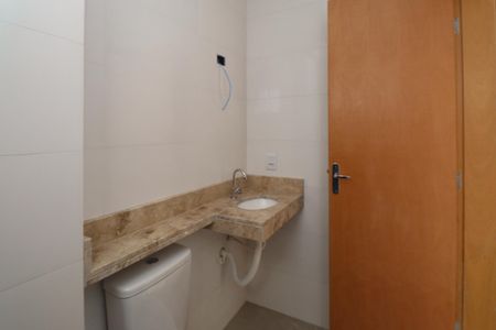 Apartamento à venda com 45m², 2 quartos e 1 vaga Apartamento à venda com 45m², 2 quartos e 1 vagaBanheiro