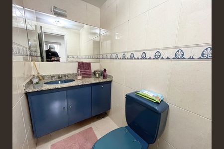 Apartamento para alugar com 70m², 3 quartos e 1 vaga Apartamento para alugar com 70m², 3 quartos e 1 vagaBanheiro suíte