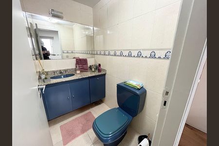 Apartamento para alugar com 70m², 3 quartos e 1 vaga Apartamento para alugar com 70m², 3 quartos e 1 vagaBanheiro suite