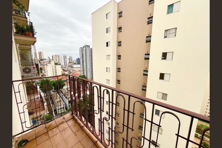 Apartamento para alugar com 70m², 3 quartos e 1 vaga Apartamento para alugar com 70m², 3 quartos e 1 vagaVaranda
