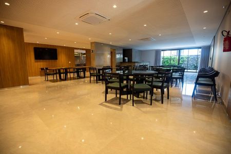Apartamento à venda com 131m², 4 quartos e 4 vagasSalão de festas 
