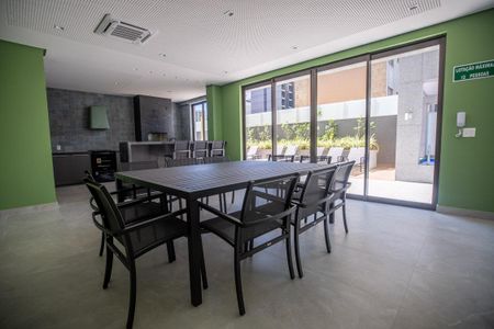 Apartamento à venda com 131m², 4 quartos e 4 vagasSalão gourmet 