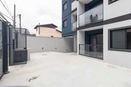 Apartamento à venda com 42m², 2 quartos e 1 vaga Apartamento à venda com 42m², 2 quartos e 1 vagaEntrada