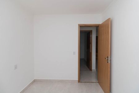 Quarto 1 de apartamento à venda com 2 quartos, 42m² em Vila Rosa, São Paulo