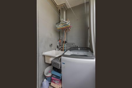 Apartamento à venda com 92m², 3 quartos e 1 vaga Apartamento à venda com 92m², 3 quartos e 1 vagaCozinha e Área de Serviço