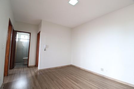 Sala de apartamento para alugar com 2 quartos, 46m² em Jardim Botânico, Uberlândia