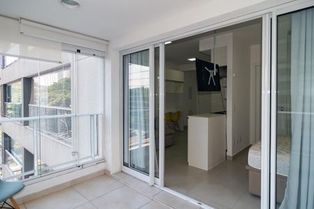 Studio à venda com 43m², 1 quarto e 1 vagaVaranda