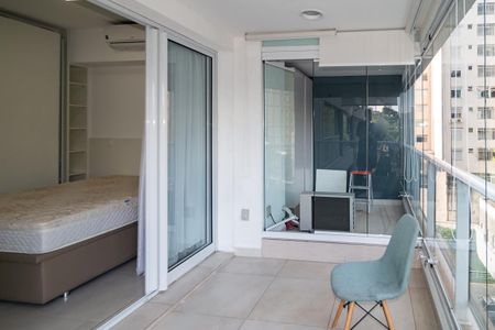 Studio à venda com 43m², 1 quarto e 1 vagaVaranda