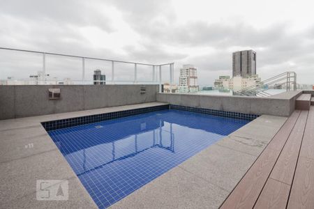 Studio à venda com 43m², 1 quarto e 1 vagaPiscina