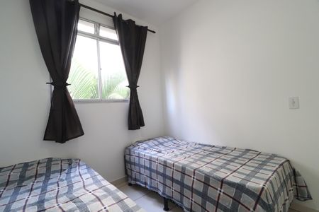 Quarto 2 de apartamento para alugar com 2 quartos, 44m² em Gávea, Uberlândia