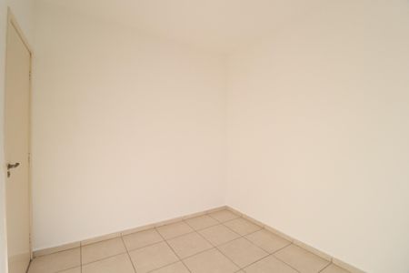 Quarto 1 de apartamento para alugar com 2 quartos, 44m² em Gávea, Uberlândia