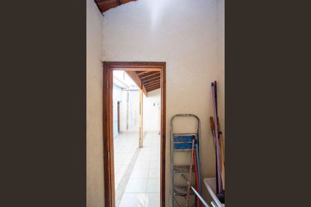 Casa à venda com 500m², 2 quartos e 3 vagasBanheiro de serviço