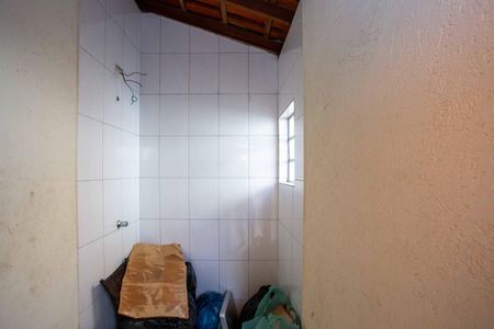 Casa à venda com 500m², 2 quartos e 3 vagasBanheiro de serviço