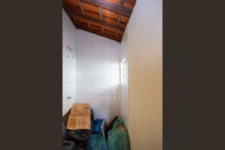 Casa à venda com 500m², 2 quartos e 3 vagasBanheiro de serviço