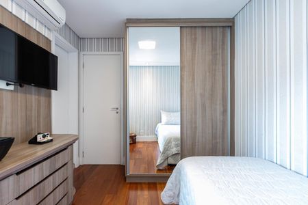 Apartamento à venda com 138m², 3 quartos e 2 vagasQuarto 1