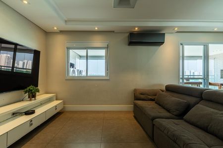 Apartamento à venda com 138m², 3 quartos e 2 vagasSala