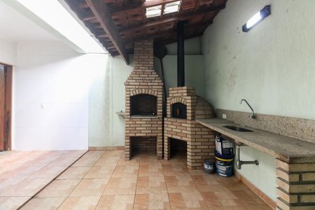 Casa à venda com 157m², 3 quartos e 3 vagasQuintal e Churrasqueira 