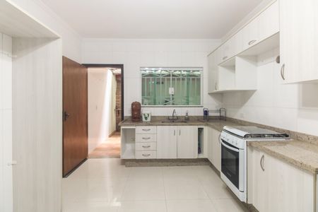 Casa à venda com 157m², 3 quartos e 3 vagasCozinha 