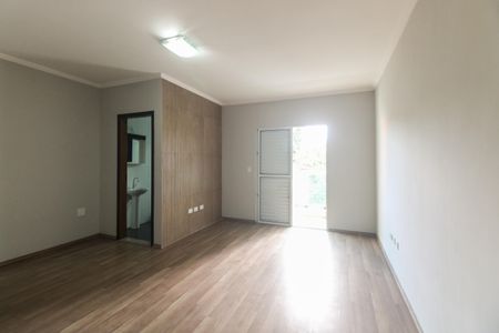 Casa à venda com 157m², 3 quartos e 3 vagasSuíte 1