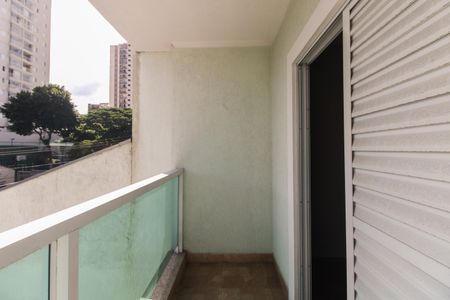 Casa à venda com 157m², 3 quartos e 3 vagasSuíte 1 - Varanda 