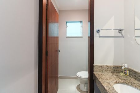 Casa à venda com 157m², 3 quartos e 3 vagasLavabo 