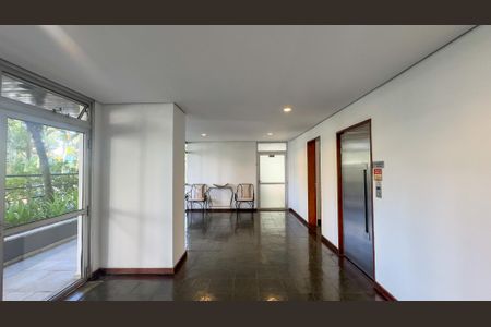 Apartamento à venda com 118m², 3 quartos e 2 vagasHall de entrada