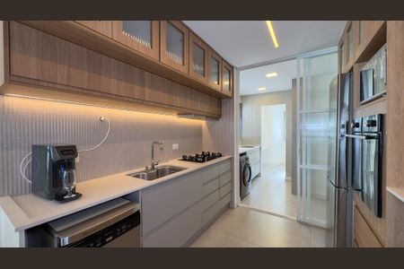 Apartamento à venda com 118m², 3 quartos e 2 vagasCozinha