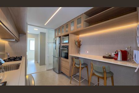 Apartamento à venda com 118m², 3 quartos e 2 vagasCozinha