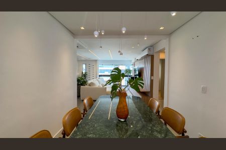 Apartamento à venda com 118m², 3 quartos e 2 vagasSala